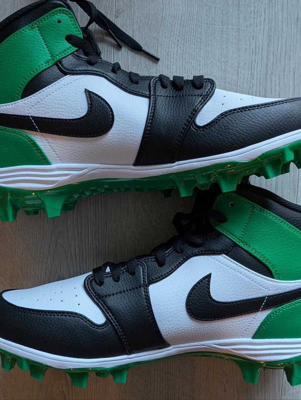 DS Air Jordan 1 TD Football Cleats Lucky Green White Black